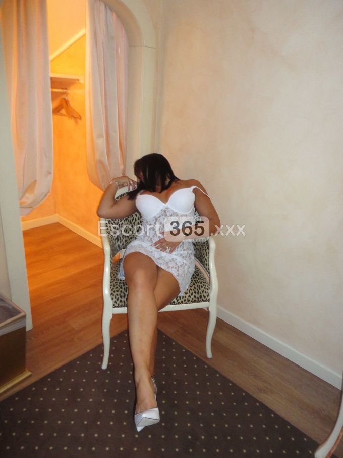 Silvia: Dolce - Escort a Desenzano del Garda - Foto 5
