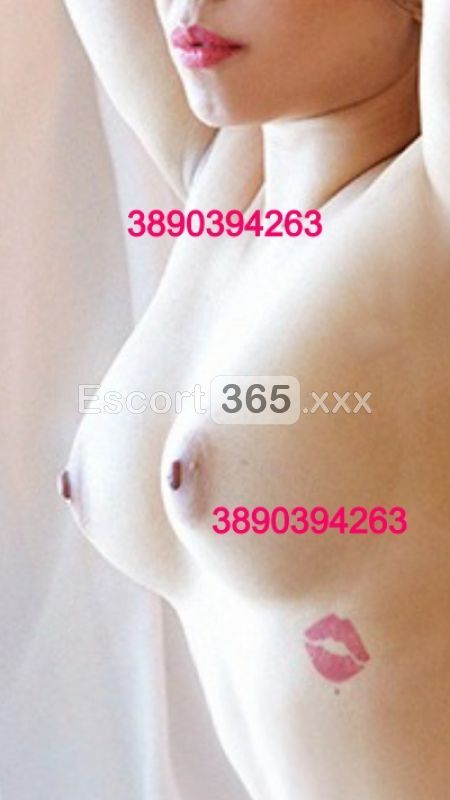 Roberta: Affascinante e Calda - Escort a Arezzo - Foto 2