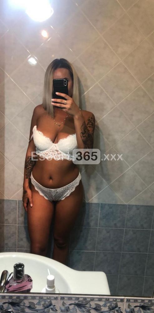 Giulia: Dolce e Sensuale - Escort a Cagliari - Foto 1