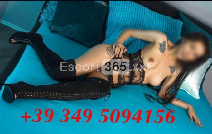 Krystal: Piacere Prezioso - Escort a Riccione - Foto 1