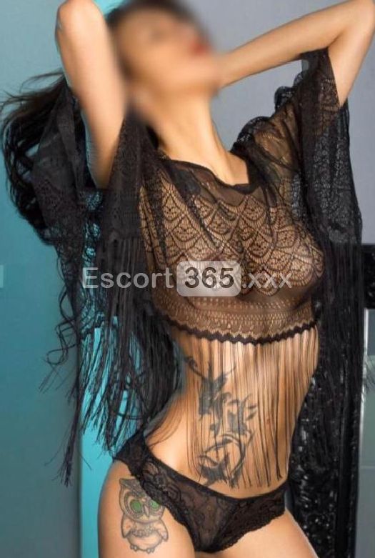 Krystal: Piacere Prezioso - Escort a Riccione