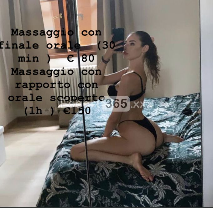 Azzurra Italiana: Sensuale - Escort a Civitanova Marche - Foto 1