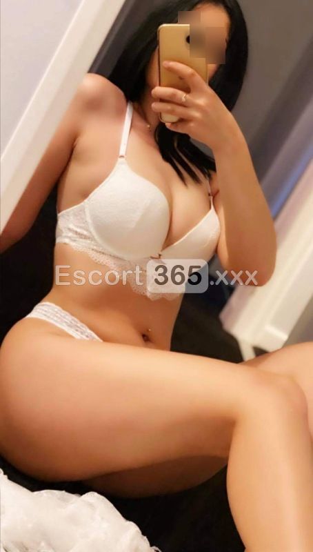 Anna: Affascinante e Vogliosa - Escort a Rozzano - Foto 1