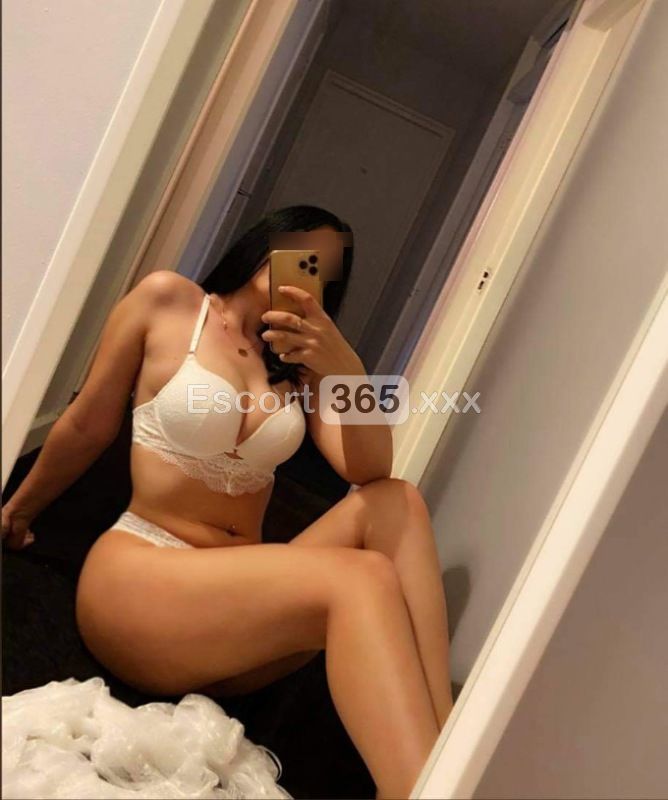 Anna: Affascinante e Vogliosa - Escort a Rozzano - Foto 4