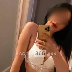 Anna: Affascinante e Vogliosa Escort Rozzano: annunci, incontri e recensioni reali di Vip Escort, Escort, Pornostar, Trans, Massaggi, Mistress, Coppie e Orientali.