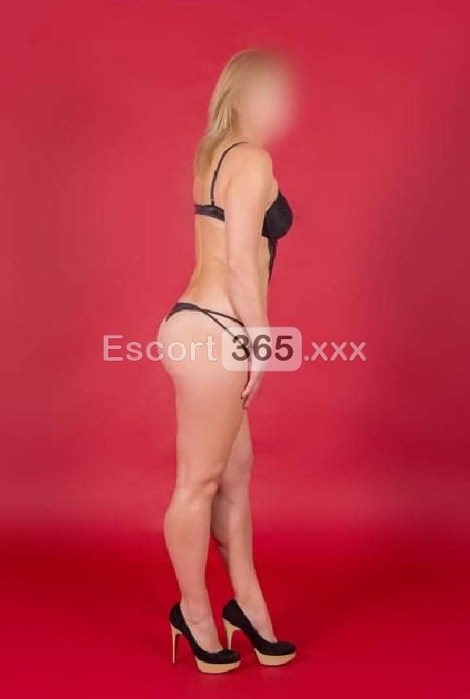 Denisa: Sofisticata e Sensuale - Escort a Messina