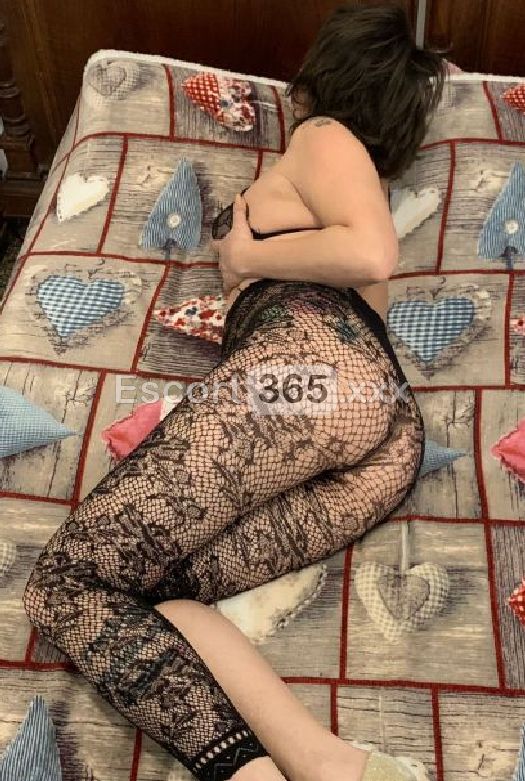 Loredana: Solare e Ammaliante - Escort a Genova
