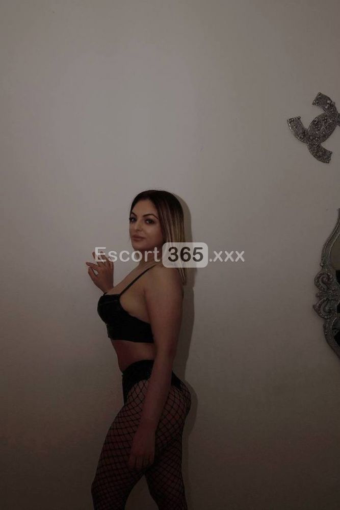 Tiziana: Radiosa e Seducente - Escort a Latina - Foto 7