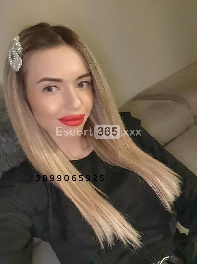 Deea: Dolce e Travolgente - Escort a Riccione - Foto 6