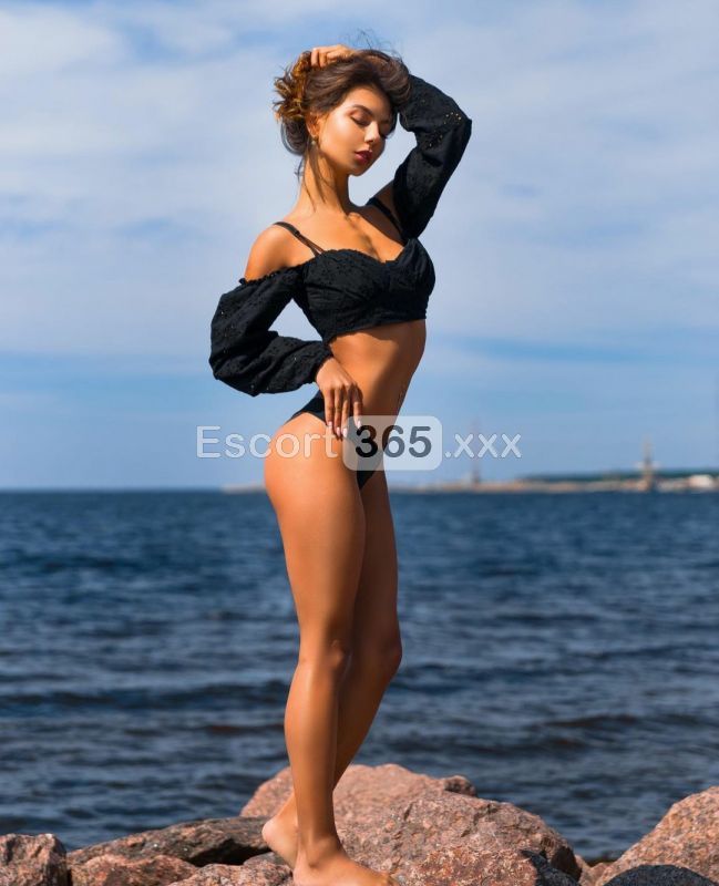 Laura: Raffinata e Unica - Escort a Firenze - Foto 2
