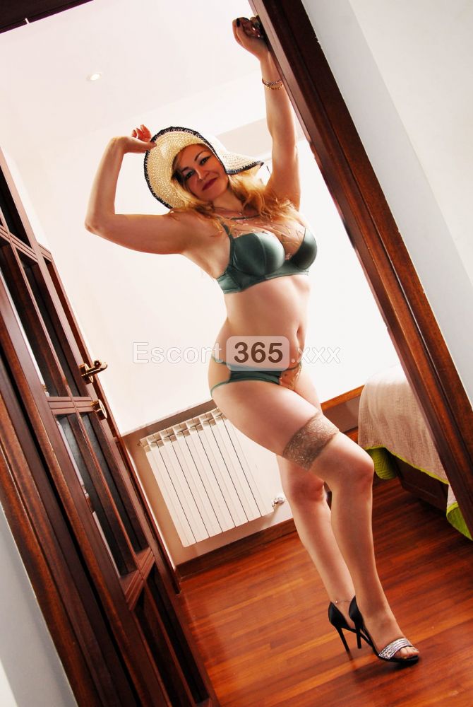 Stella: Lussuosa - Escort a Roma - Foto 4