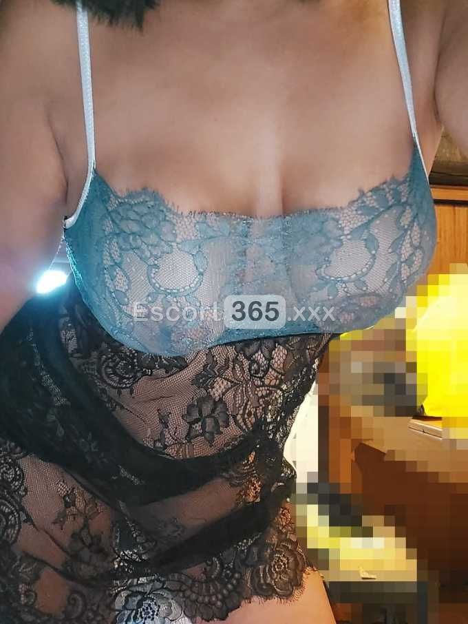 Layla: Piccante e Raffinata - Escort a Monza - Foto 4