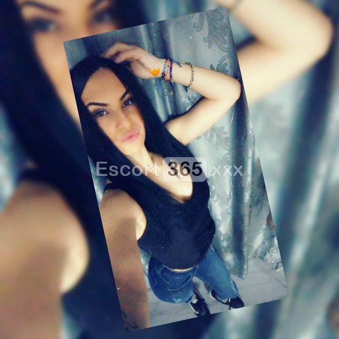 Andreea: Calda e Passionale - Escort a Monza - Foto 1