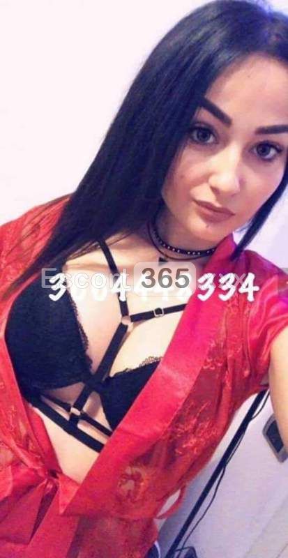 Giulya: Solare e Dolce - Escort a Rovato - Foto 1