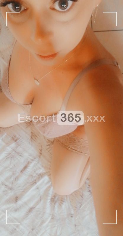 Carla: Esperta e Senza Tabù - Escort a Brescia - Foto 4