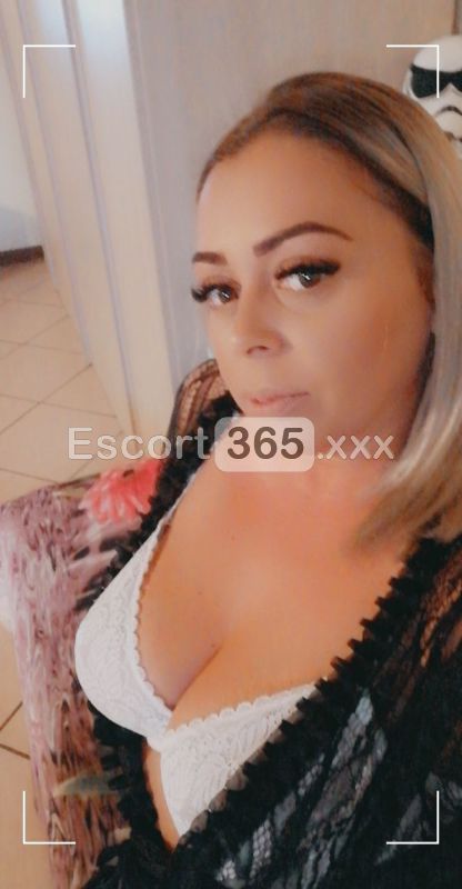 Carla: Esperta e Senza Tabù - Escort a Brescia - Foto 5