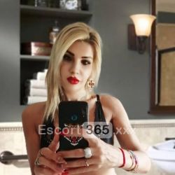 Veronica Italiana: Raffinata Escort Trani: annunci, incontri e recensioni reali di Vip Escort, Escort, Pornostar, Trans, Massaggi, Mistress, Coppie e Orientali.