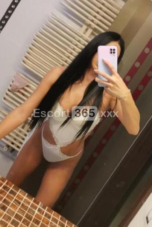 Anna: Sinuosa e Molto Passionale - Escort a Bergamo - Foto 3