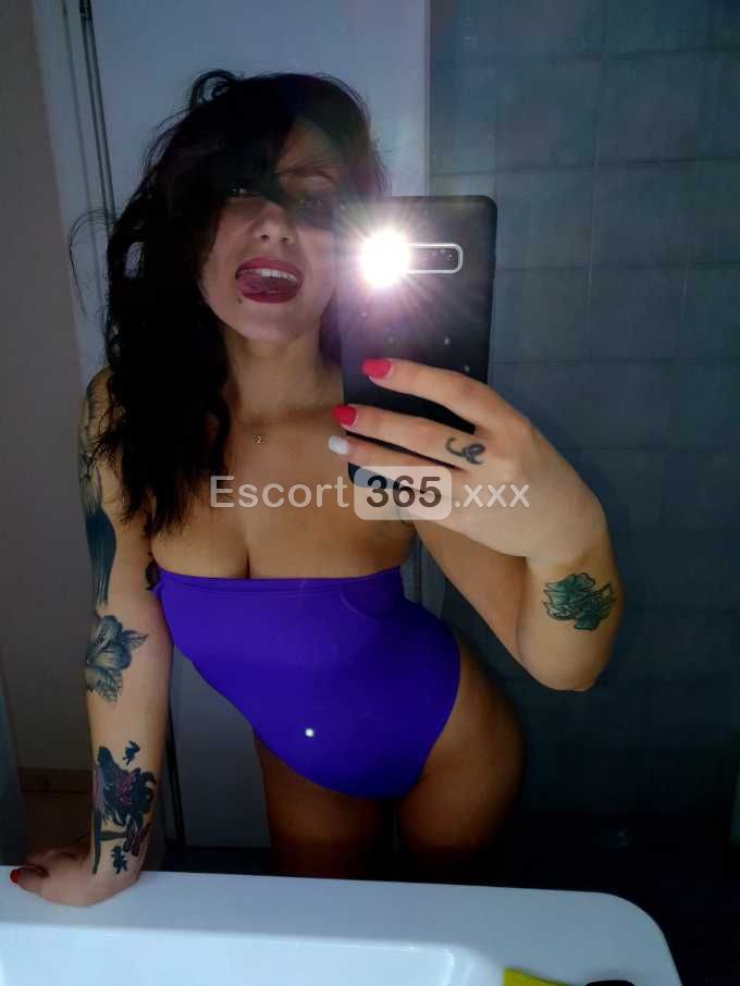 Morena: Italiana Insospettabile e Audace - Escort a Roma - Foto 4