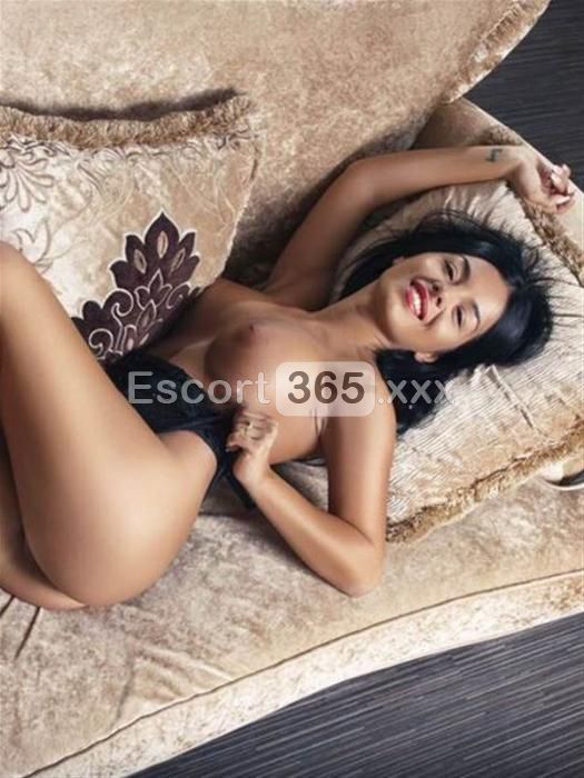 Rosa: Vulcano di Sensualità e Passione - Escort a Catania - Foto 3