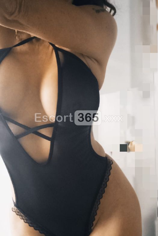 Laura: Italiana Intrigante e Amante Perfetta - Escort a Ferrara