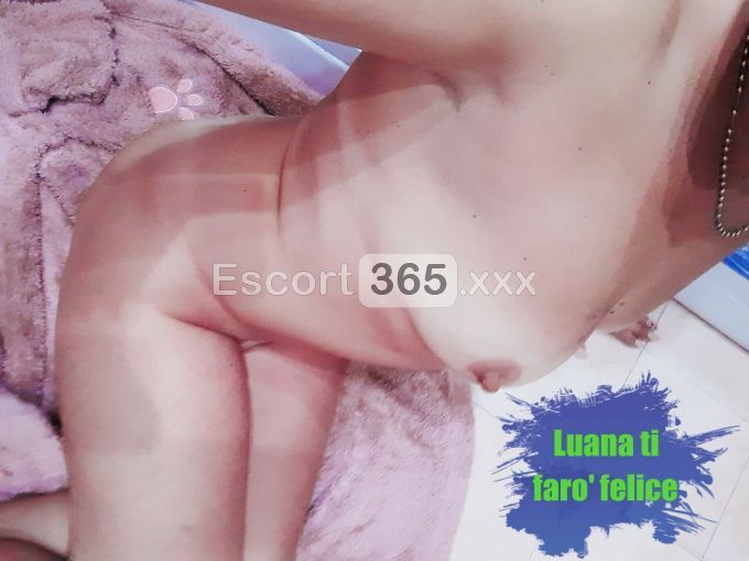 Luana Napoletana: Corpo da Sogno e Bocca Calda - Escort a Napoli - Foto 4