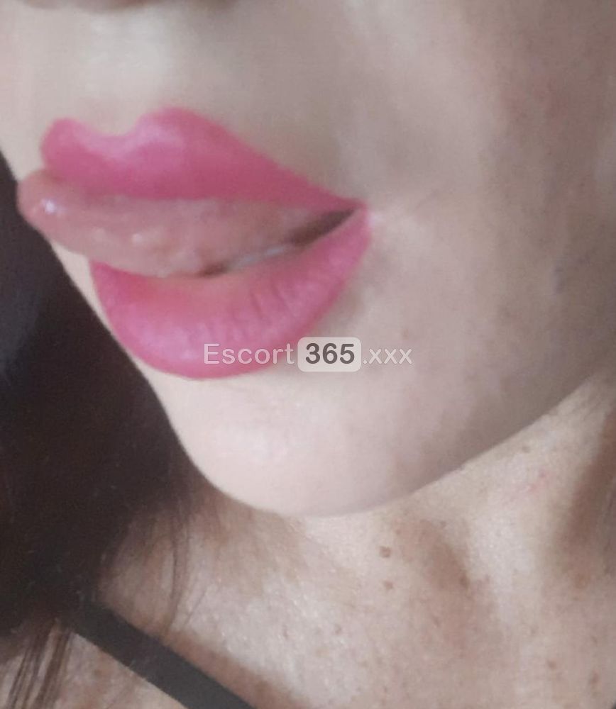 Simona: Sensuale Milf solo per Videochat - Escort a Roma - Foto 7