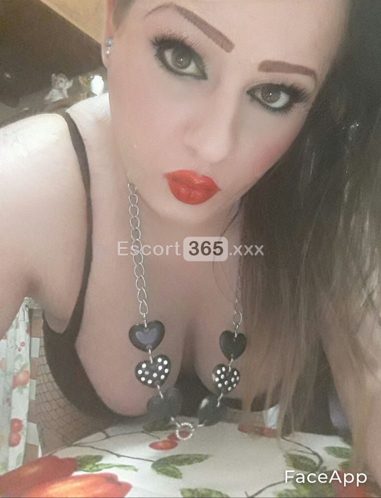 Erika: Femminile e Giunonica - Trans a Palermo - Foto 13