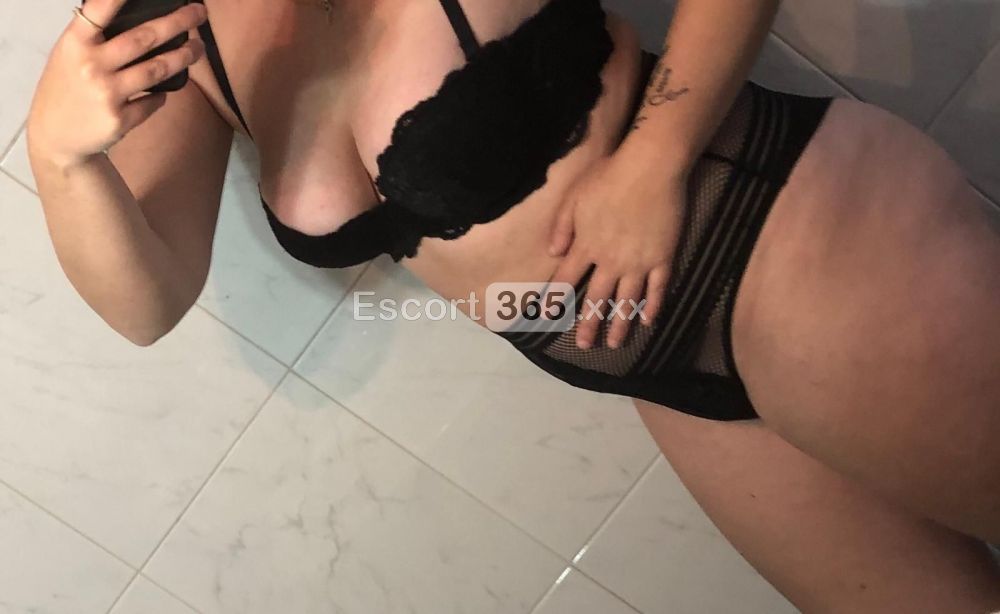 Larysa: Giovane 25enne - Escort a Milano - Foto 2