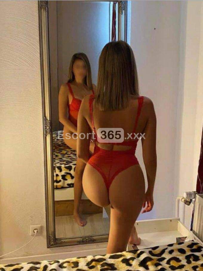 Monica: Bionda 26enne Terribilmente Sexy - Escort a Venezia - Foto 2