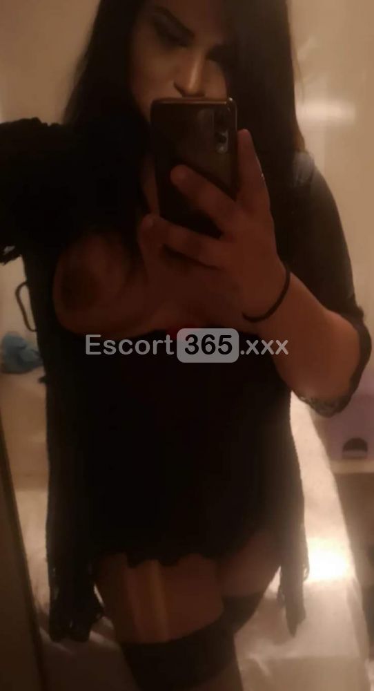 Jennifer: Trans Esagerata e Pluri Orgasmica - Trans a Pavia - Foto 3