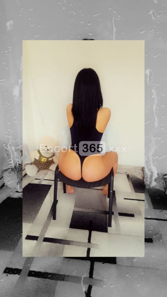 Eryka: Bellissima Ventiduenne Sensuale - Escort a Roma - Foto 3