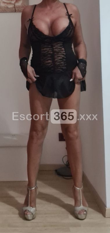 Silvia: Milf Sexy Elegante e Trasgressiva - Escort a Roma - Foto 3