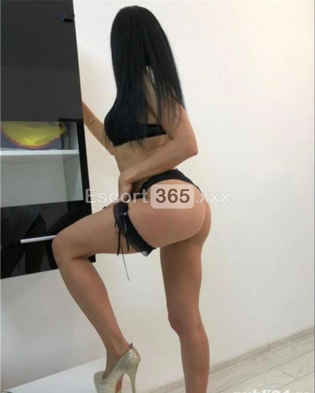 Aniasia: Giovane Calda con Gola Profonda - Escort a Roma - Foto 2