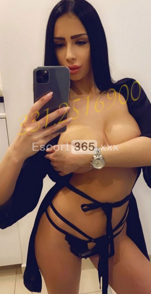 Maria: Passione Classica - Escort a Rimini - Foto 1