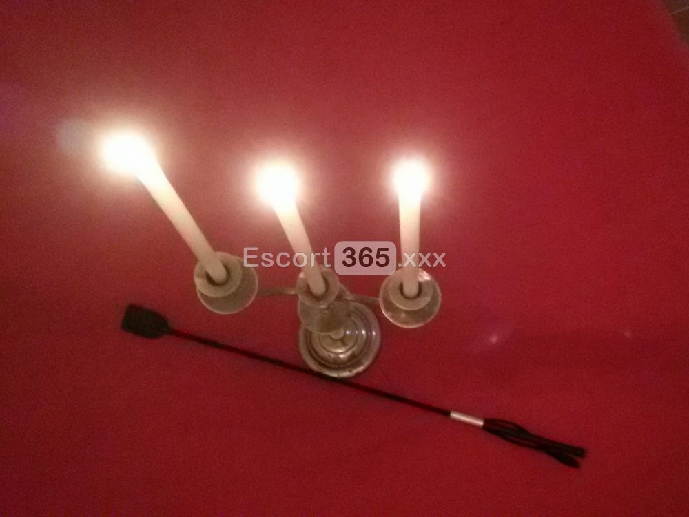 Lady Domina: Padrona Autoritaria e Severa - Mistress a Novara - Foto 3