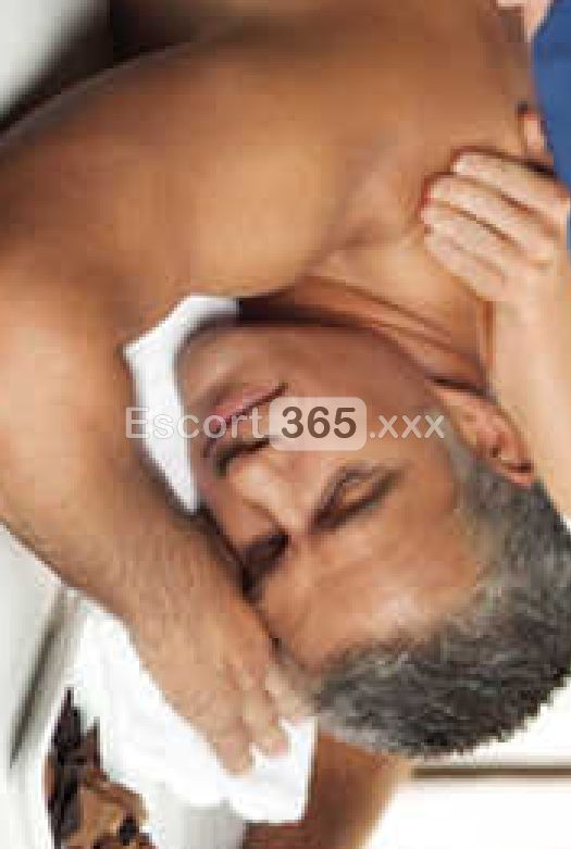 Raffaella Cartier: Piacere Unico - Massaggi Erotici a Montecatini-Terme - Foto 21