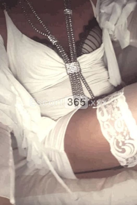 Raffaella Cartier: Piacere Unico - Massaggi Erotici a Montecatini-Terme - Foto 4