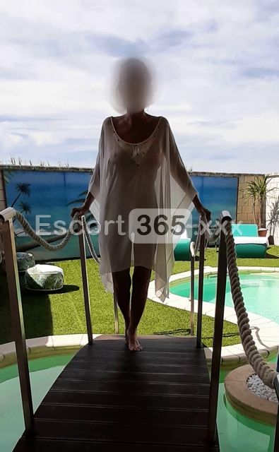 Elisa: Esperta nel Donare Relax - Massaggi Erotici a Assago - Foto 13