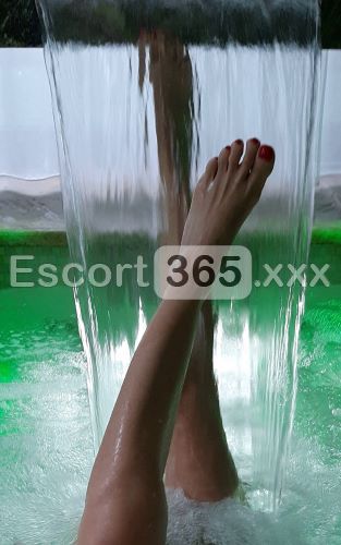 Elisa: Esperta nel Donare Relax - Massaggi Erotici a Assago - Foto 2