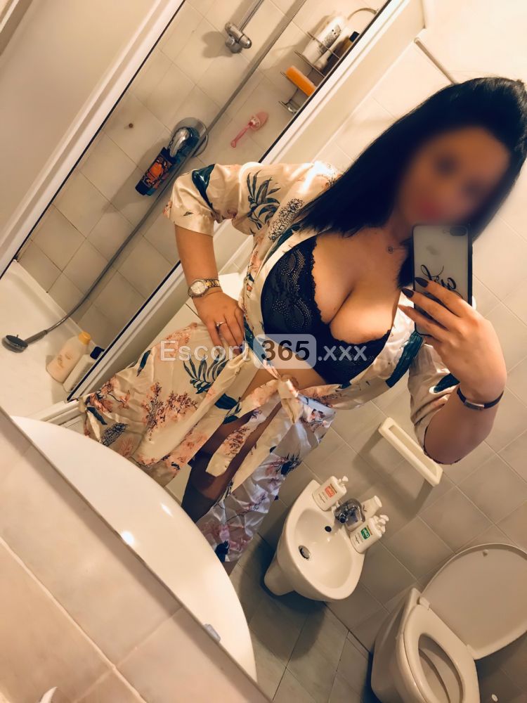 Sara: Dolce e Sensuale - Escort a Desenzano del Garda - Foto 1