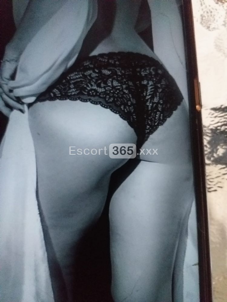 Asia: Bellezza Travolgente e Molto Audace - Escort a Catania - Foto 4