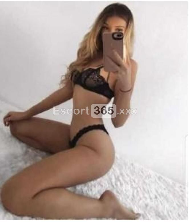 Paola: Piacere Inarrestabile e Calde Carezze - Escort a Varese - Foto 3