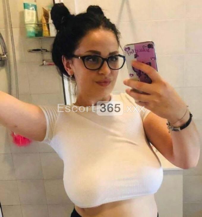 Sara: Massaggi Sensuali e Preliminari Hot - Escort a Parma - Foto 4