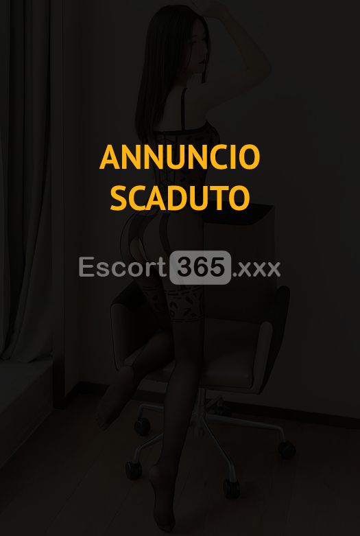 Tay: Modella Giovanissima e Corpo Favoloso - Orientali a Bergamo