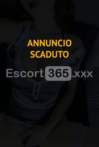 Yuyu: Bellezza e Fascino Ammaliante - Orientali a Brescia - Foto 6
