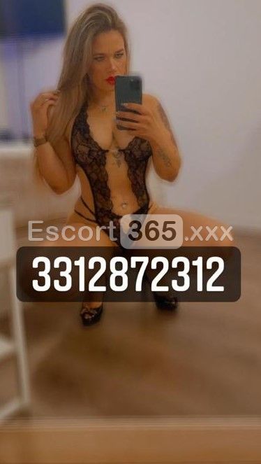 Melissa: Tentazione Spagnola e Lusso Puro - Escort a Napoli - Foto 7