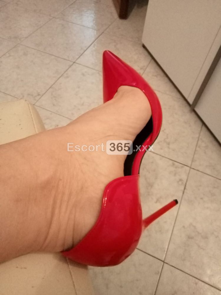 Laura: Giochi di Ruolo e Incontri di Coppia - Escort a Lavagna - Foto 2
