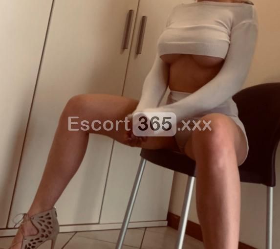 Suzi: Estasi e Dolcezza - Escort a Rimini - Foto 8