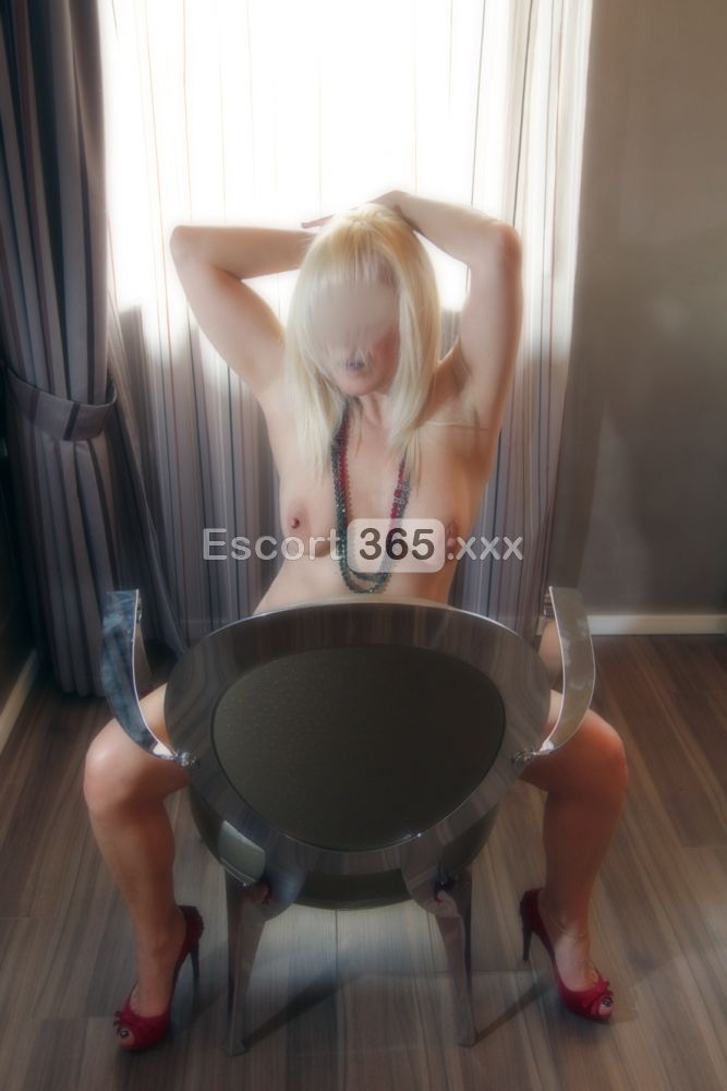 Lea: Classica e Seducente - Escort a Monza - Foto 4